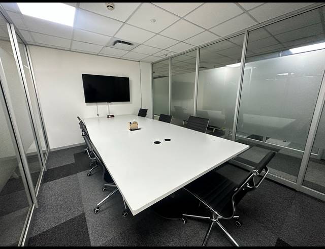 79.80M² SERVICED OFFICE TO LET IN ROSEBANK